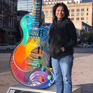 Meet your Posher, Sonia